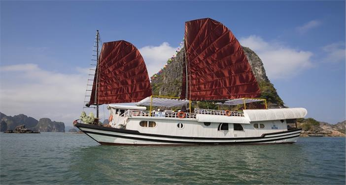 Du thuyền Dragon Bay Hạ Long